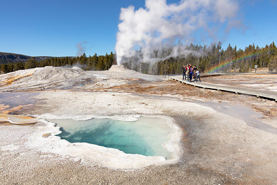 lion-geyser-eruption-and-rainbow-nps-jacob-w-frank-yellowstone-small (1)